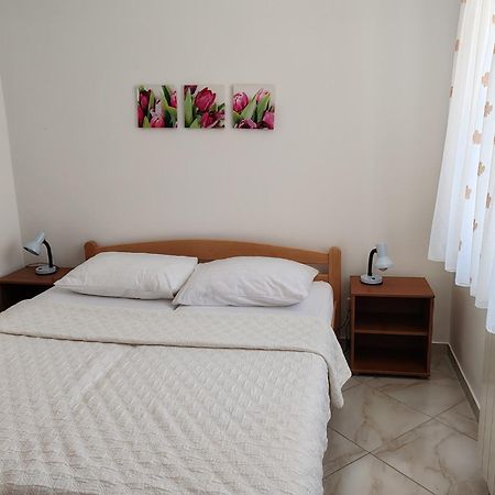 Apartment Martina Krk Town Exterior photo